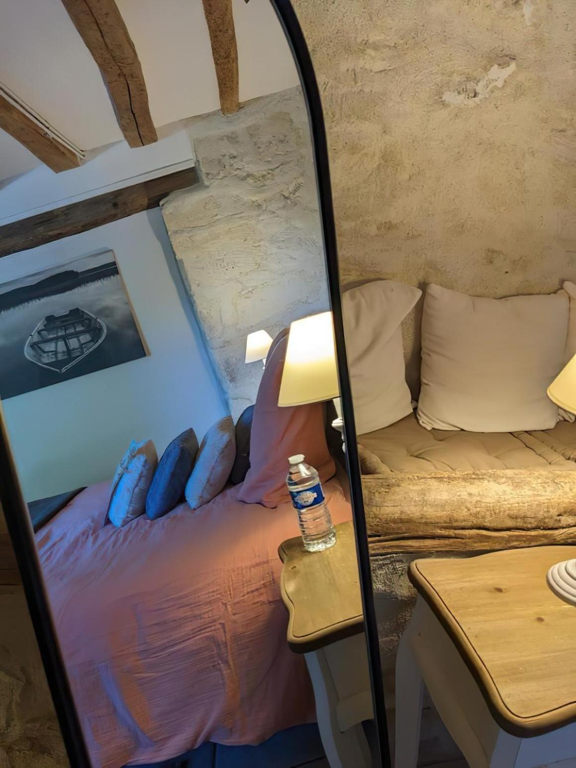 Hotel Domaine Les Feuillants Crouzilles Habitación foto